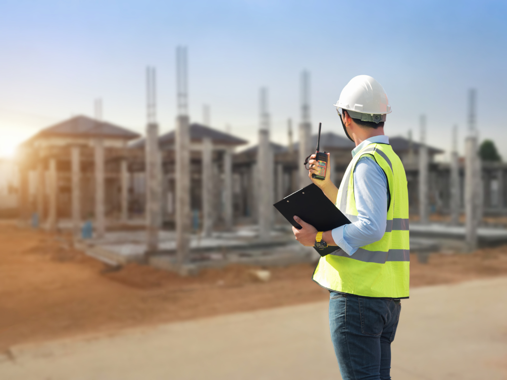 Acompanhamento de obras residenciais e industriais